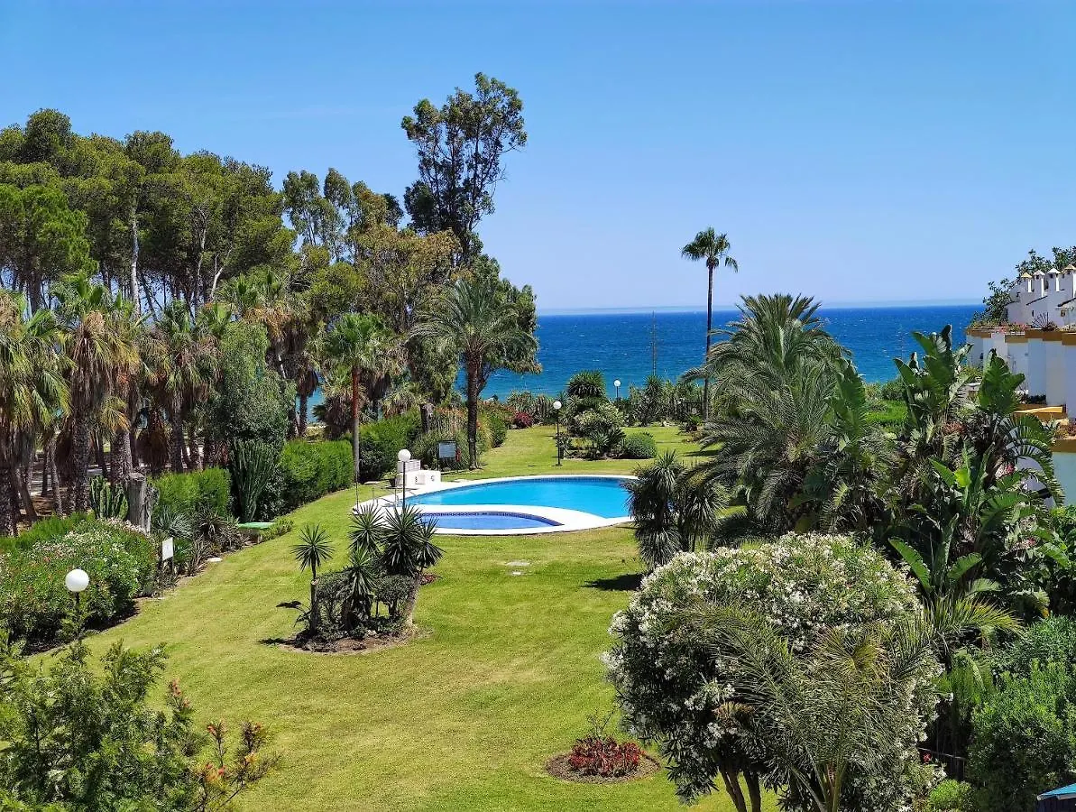 Spacious Beachfront Town House In Estepona With Fully Equipped Kitchen, Pools, Garden, Sea View