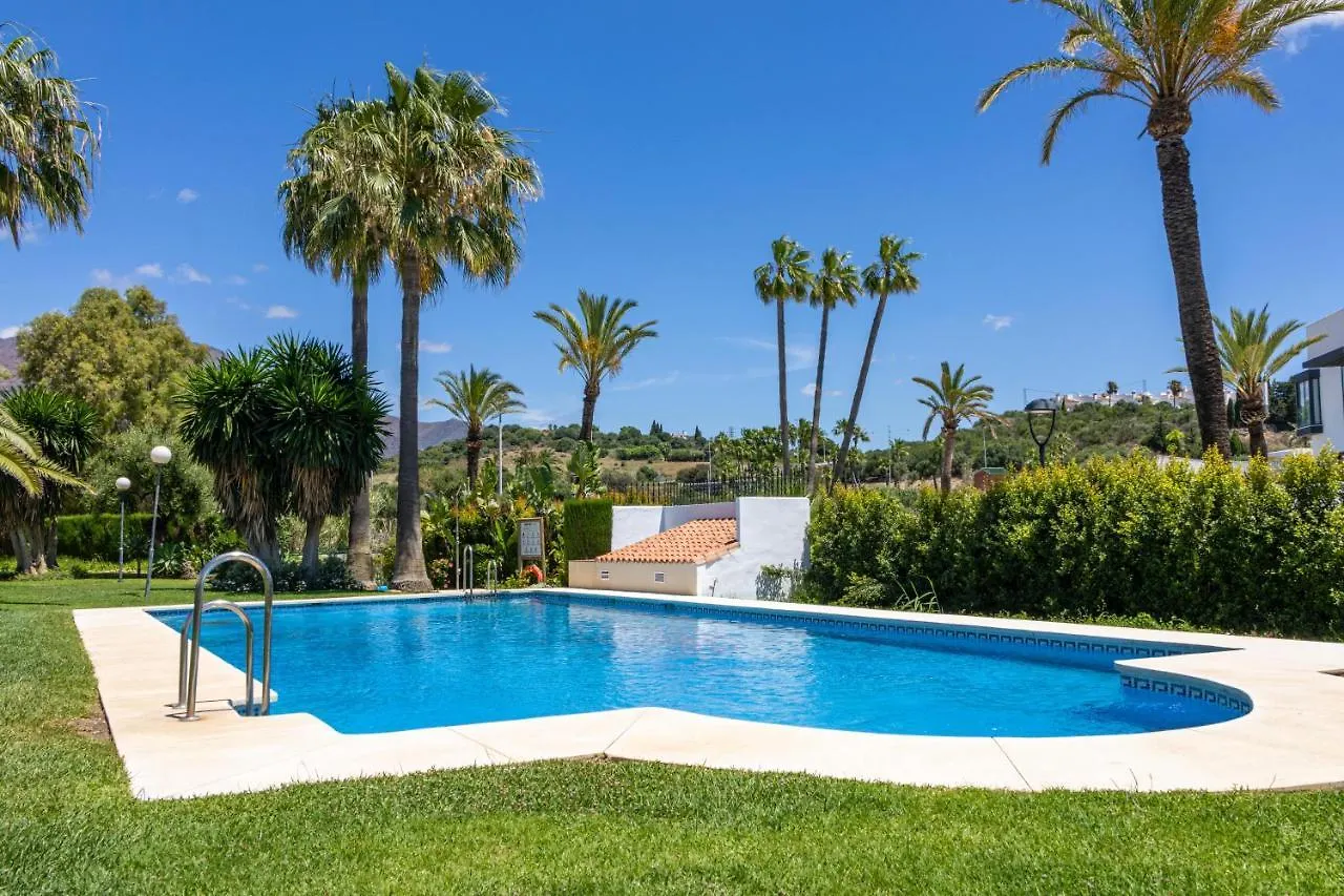 Holiday home Spacious Beachfront Town House In Estepona With Fully Equipped Kitchen, Pools, Garden, Sea View